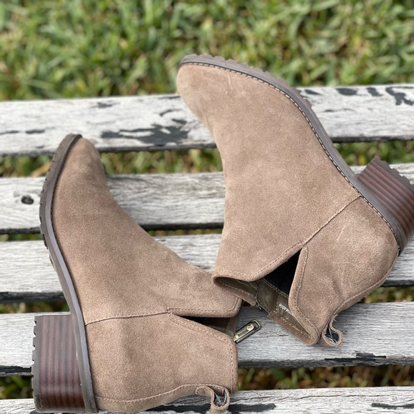 BLONDO sawyer waterproof bootie dark taupe 7.5 new - Picture 6 of 9